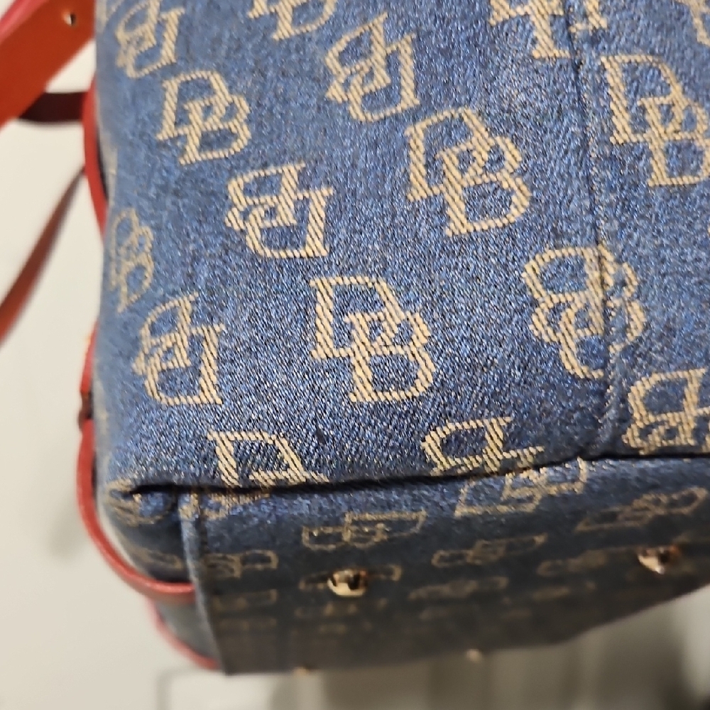 Dooney & Bourke EUC Denim Signature Tote - Picture 7 of 16